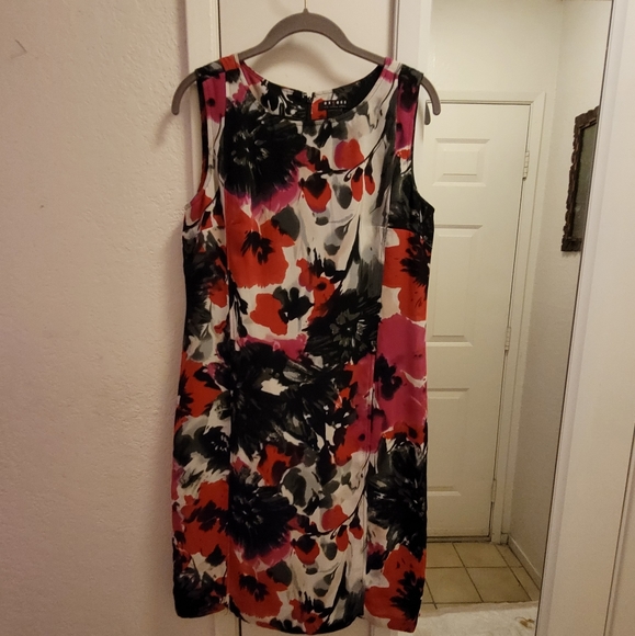 Axcess Design Short-sleeve dress for Summer - Picture 2 of 3